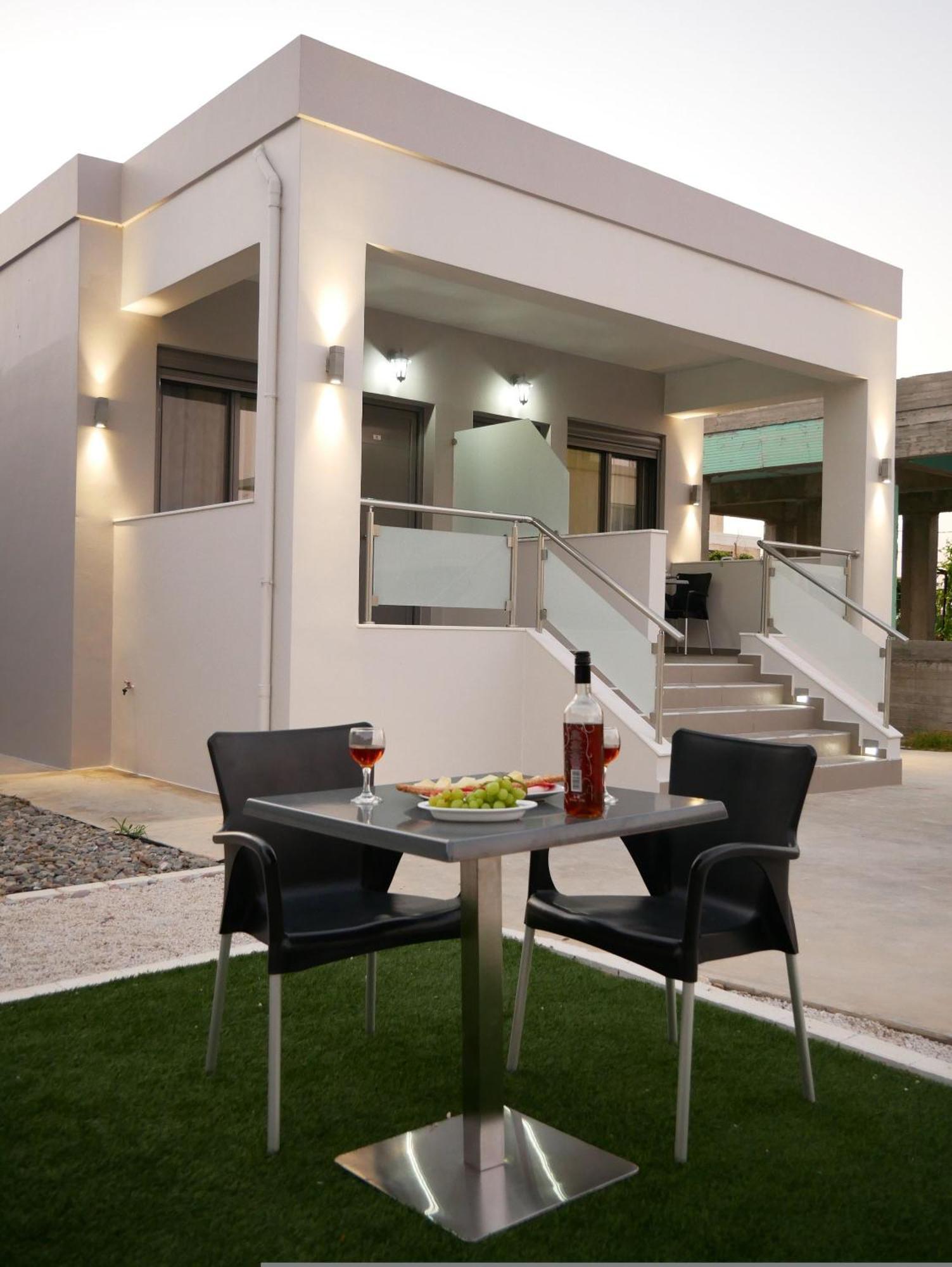 Erotokritos Studios Agia Marina Dış mekan fotoğraf